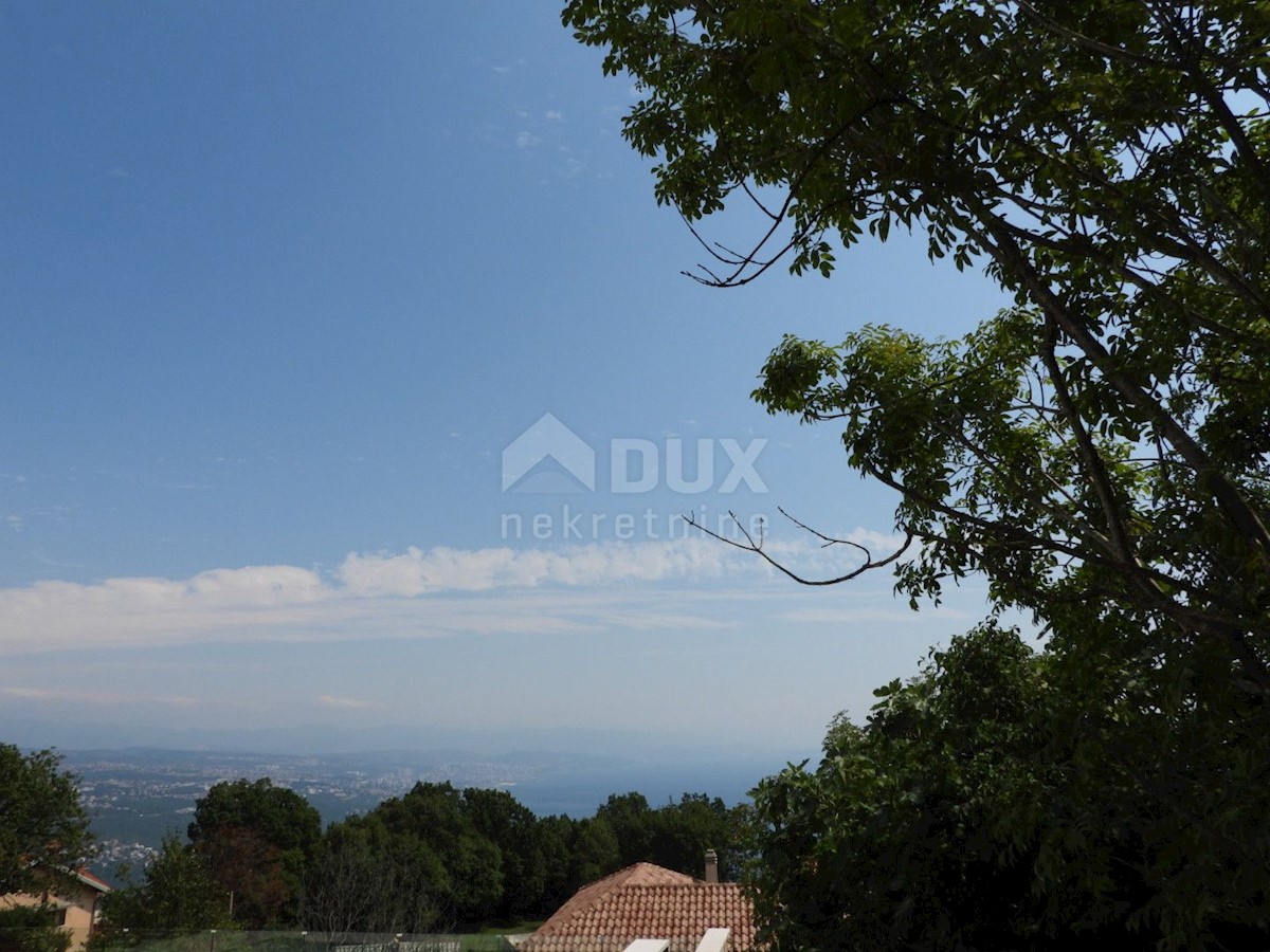 OPATIJA, BREGI - gradbeno zemljišče 1831m2 s panoramskim pogledom na morje za družinsko hišo / vilo / apartmaje / oddamo hišo z bazenom / počitniško hišo z bazenom