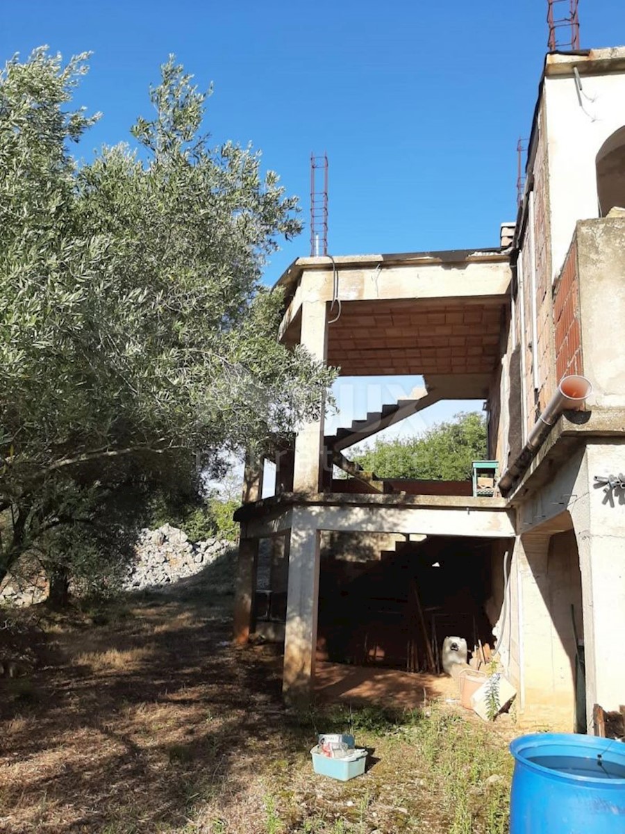 Pinezići, Krk, 255m2