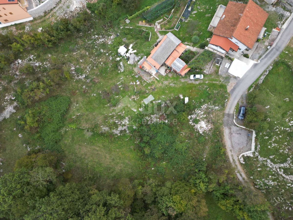 Jušići, Matulji, 2.000m2