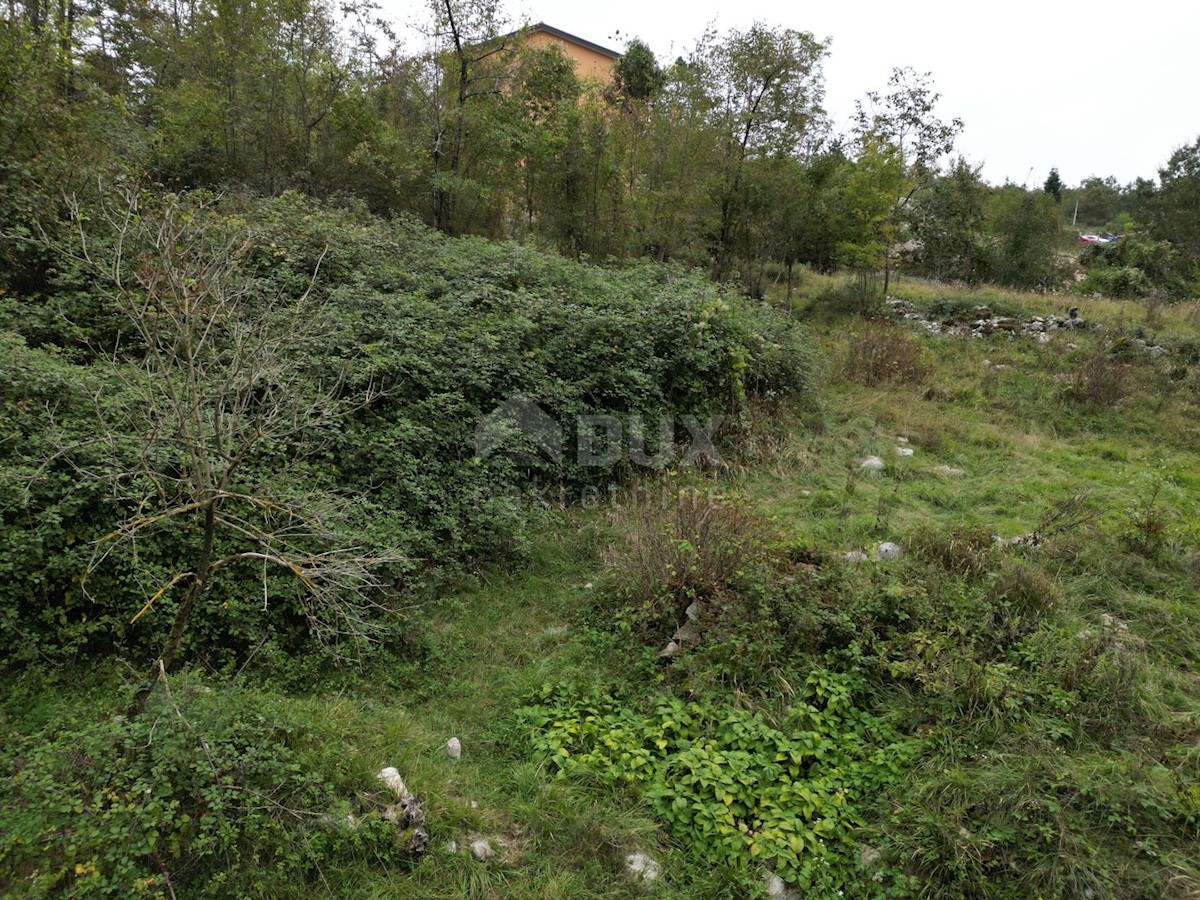 Jušići, Matulji, 2.000m2