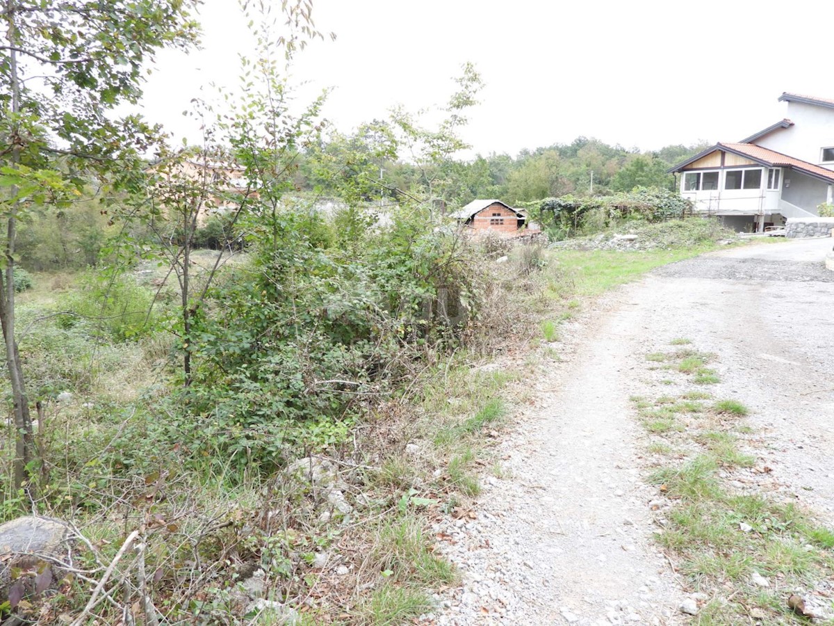 Jušići, Matulji, 2.000m2