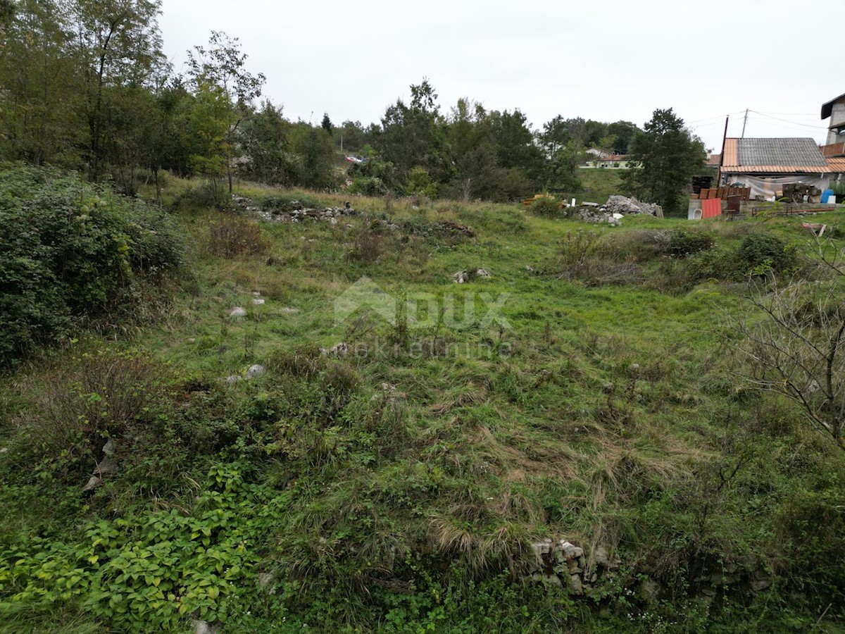 Jušići, Matulji, 2.000m2