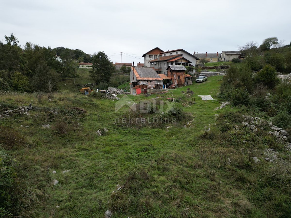 Jušići, Matulji, 2.000m2