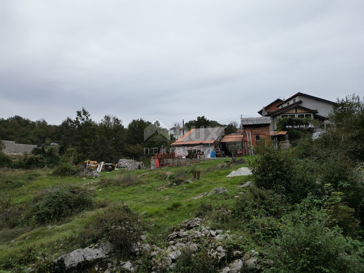 Jušići, Matulji, 2.000m2