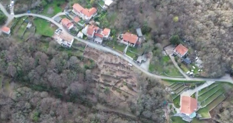 OPATIJA, BREGI - ZAZIDLJIVO ZEMLJIŠČE S POGLEDOM NA MORJE 5.208 m2 za stanovanjski objekt-stanovanja-apartmaji/družinska hiša/vila/hiša za najem - počitnice z bazenom!!!