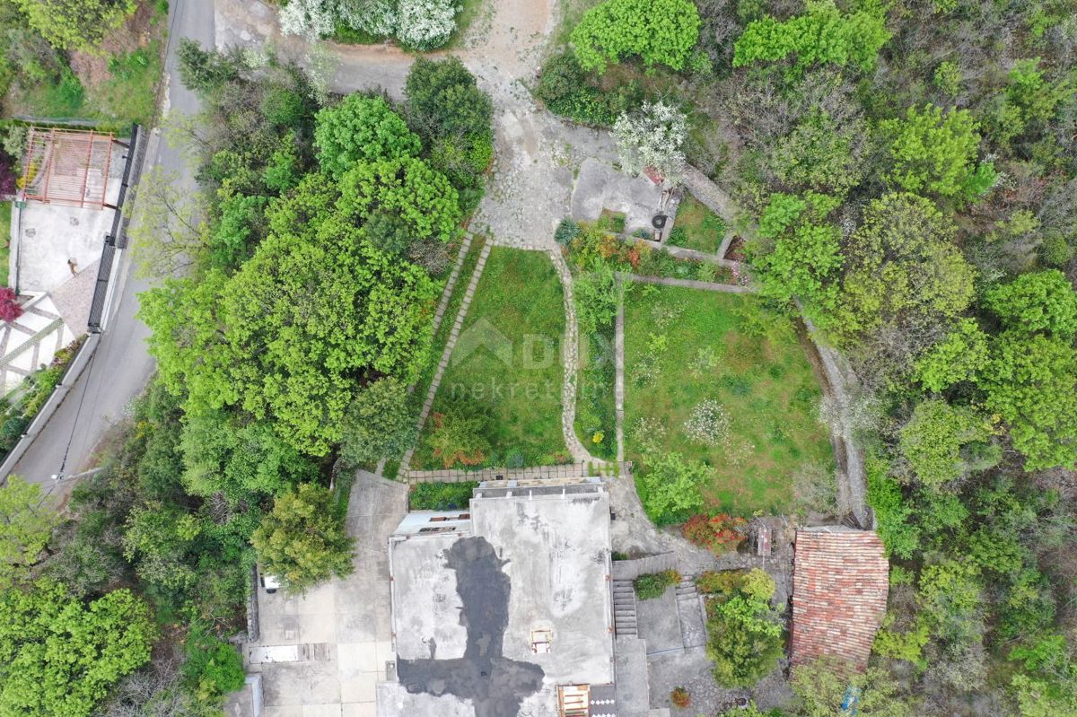 RIJEKA, KANTRIDA - Samostojna hiša z velikim vrtom!