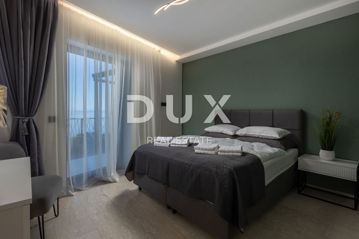 OPATIJA, CENTER - luksuzna etaža 300m2 v novogradnji z garažo, panoramski pogled na morje