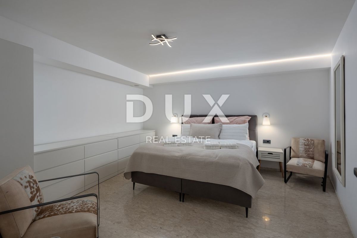 OPATIJA, CENTER - luksuzna etaža 300m2 v novogradnji z garažo, panoramski pogled na morje