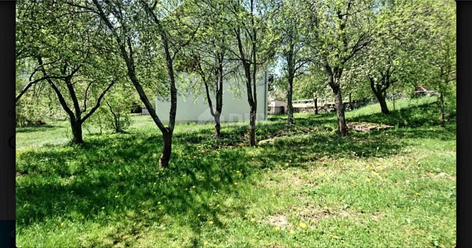BRUŠANE, GOSPIĆ - Oaza mirnega življenja ob Parku narave Velebit