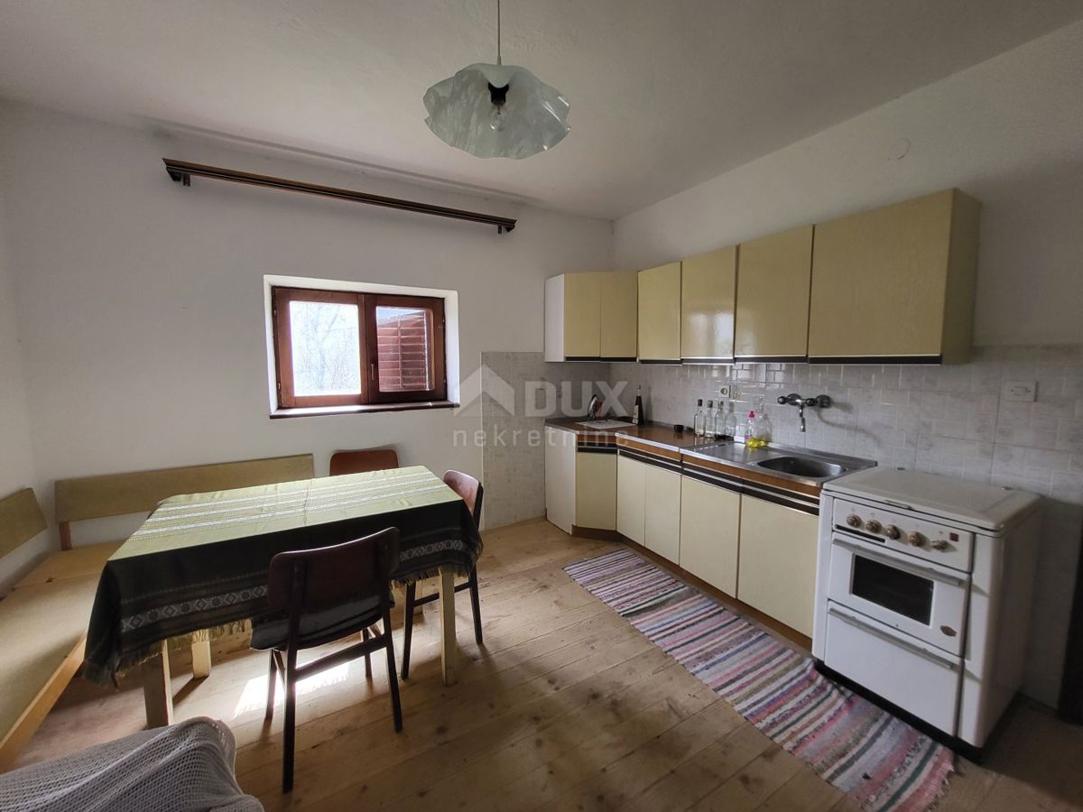 BRUŠANE, GOSPIĆ - Oaza mirnega življenja ob Parku narave Velebit