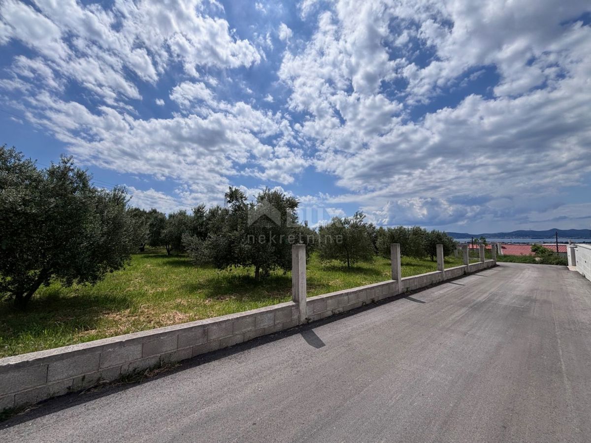 ZADAR, CRNO - Gradbeno zemljišče s panoramskim razgledom