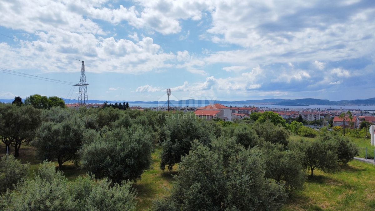 ZADAR, CRNO - Gradbeno zemljišče s panoramskim razgledom