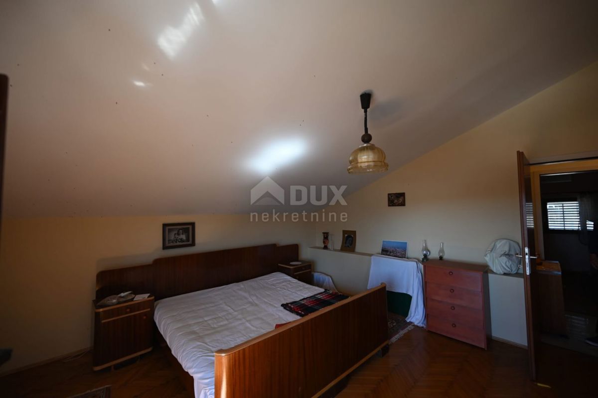 Pješčana Uvala, Medulin, 330m2