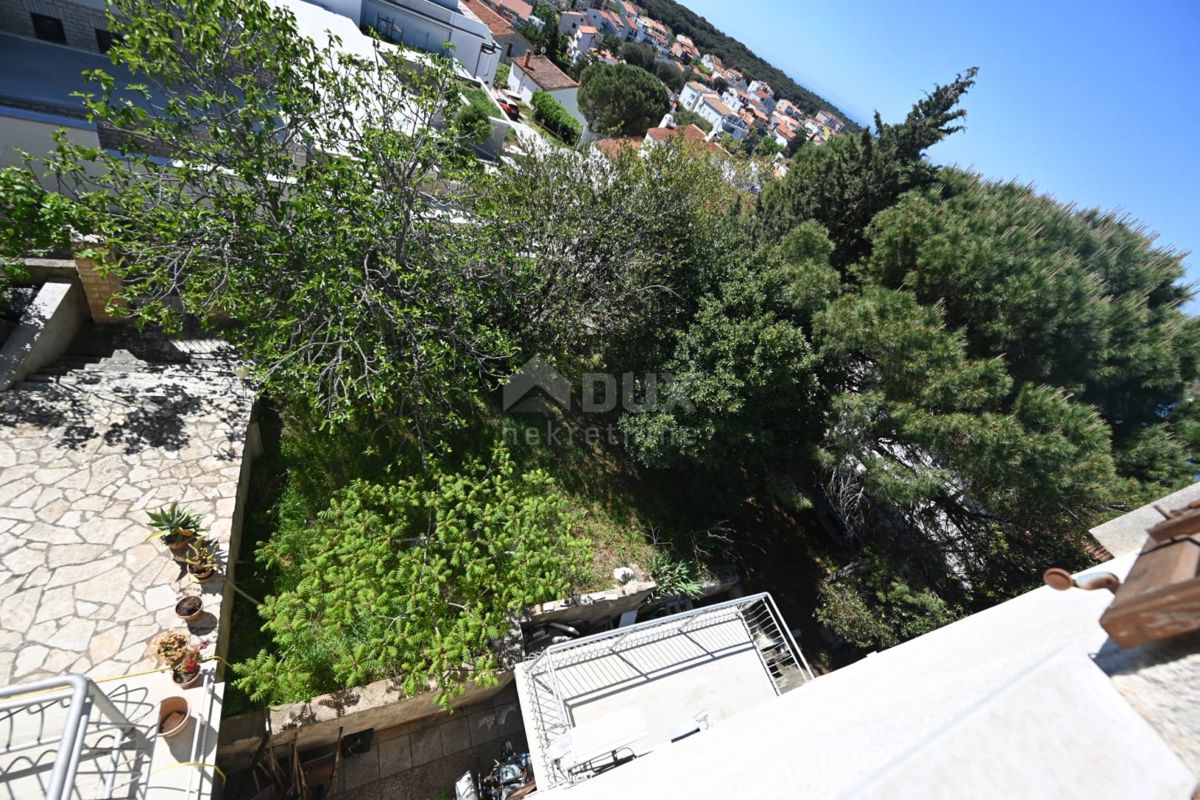 Pješčana Uvala, Medulin, 330m2