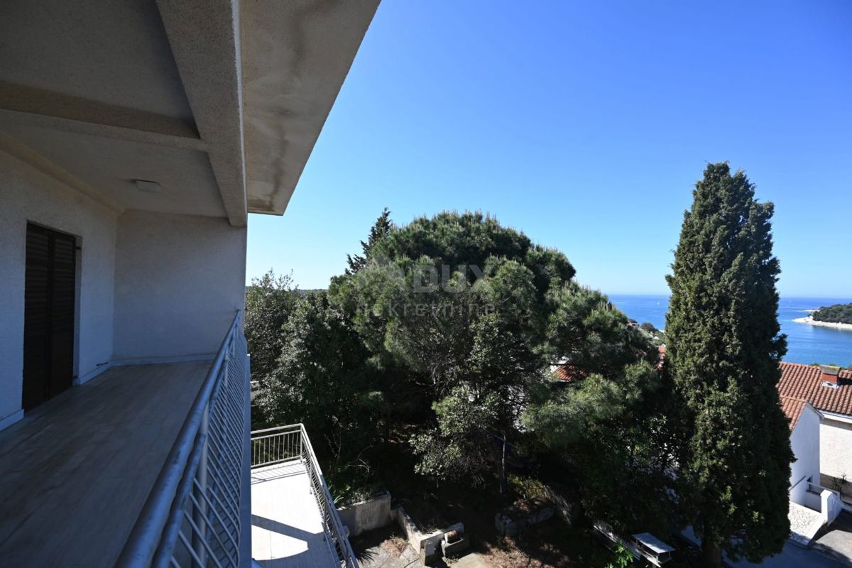 Pješčana Uvala, Medulin, 330m2