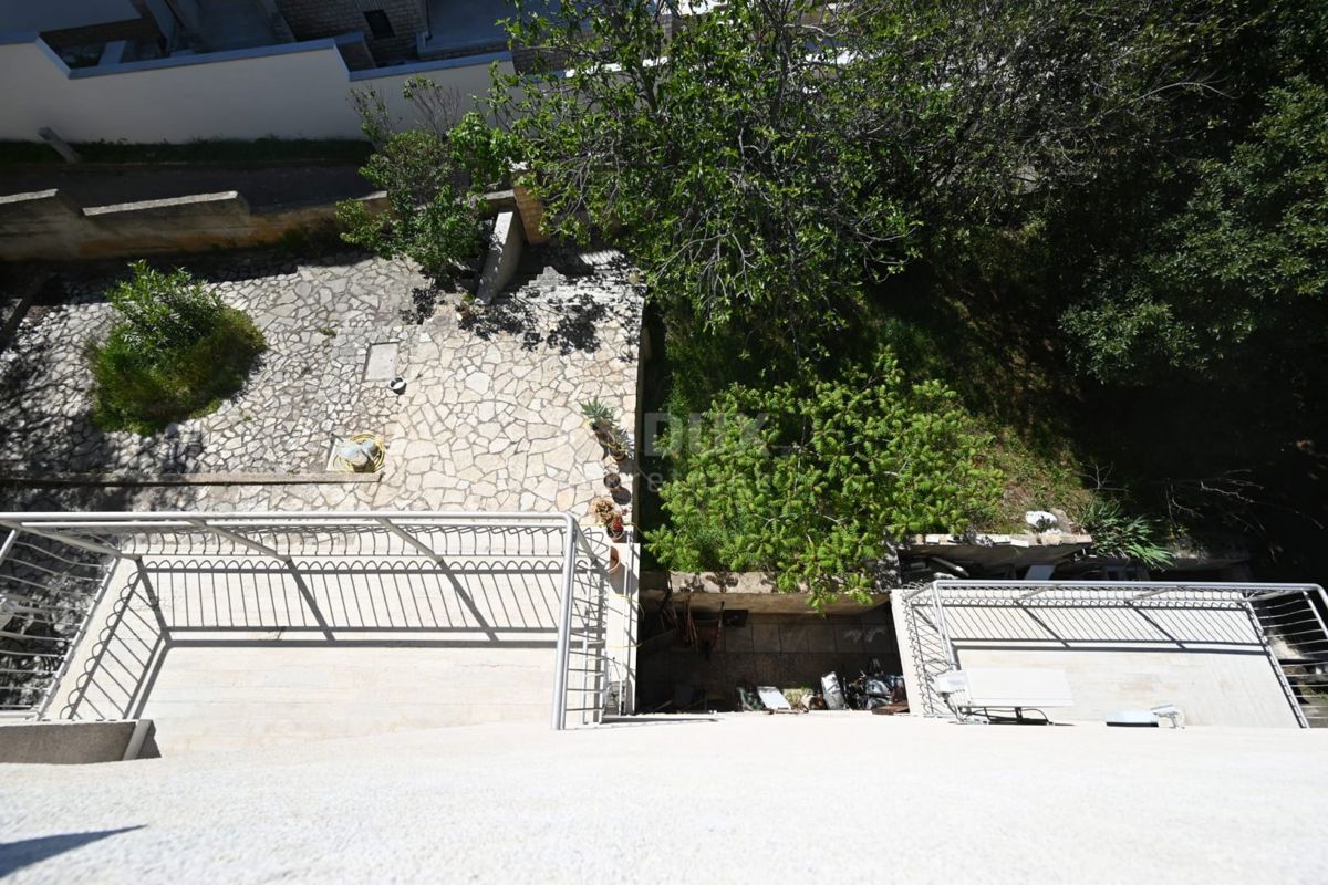 Pješčana Uvala, Medulin, 330m2