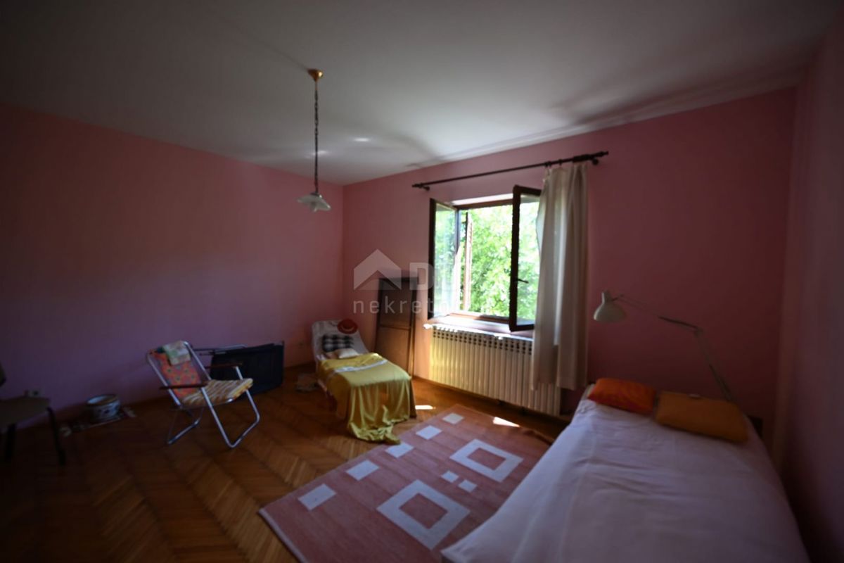 Pješčana Uvala, Medulin, 330m2