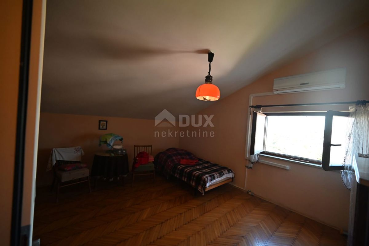 Pješčana Uvala, Medulin, 330m2