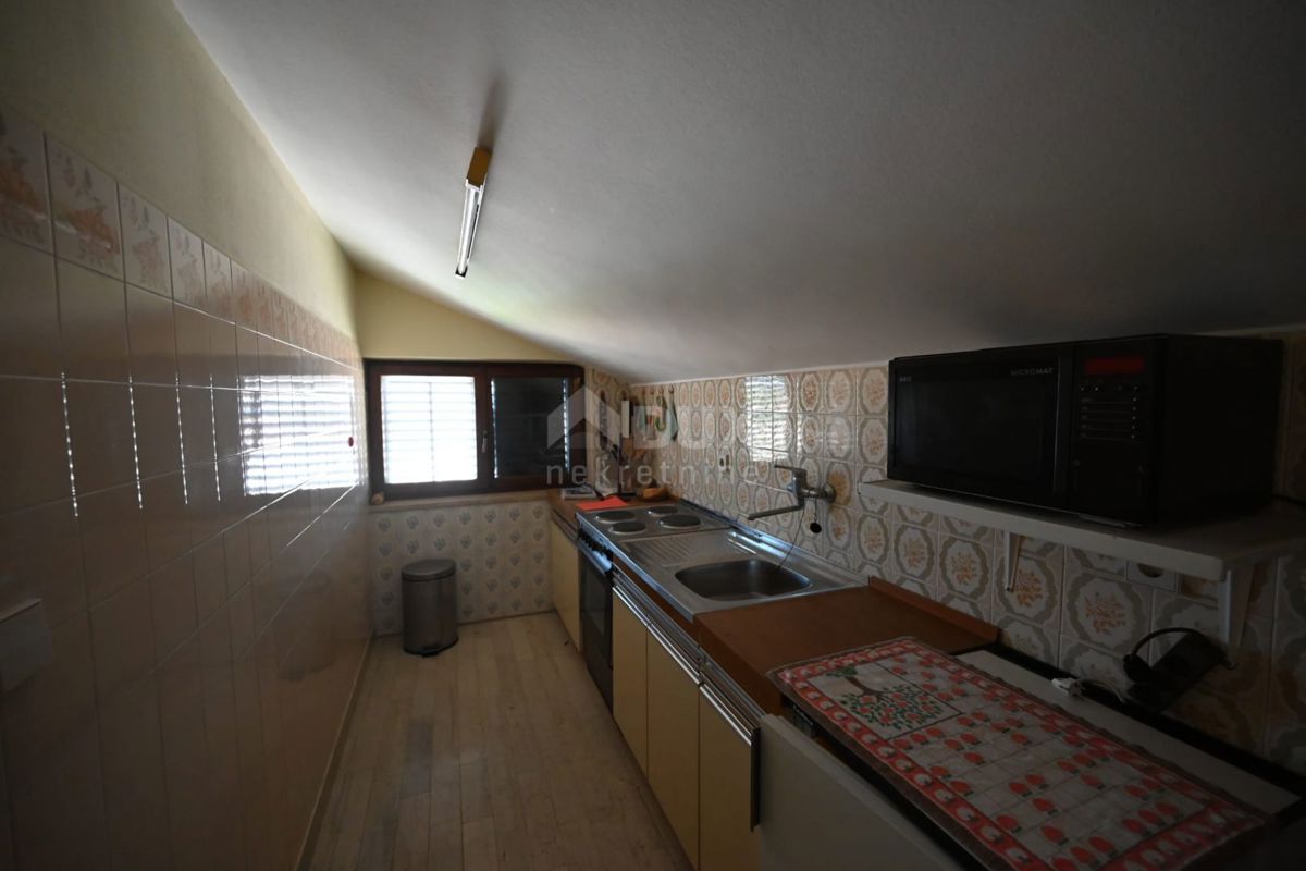 Pješčana Uvala, Medulin, 330m2