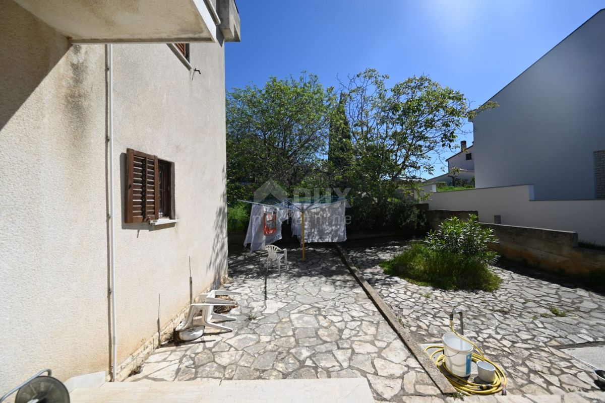 Pješčana Uvala, Medulin, 330m2