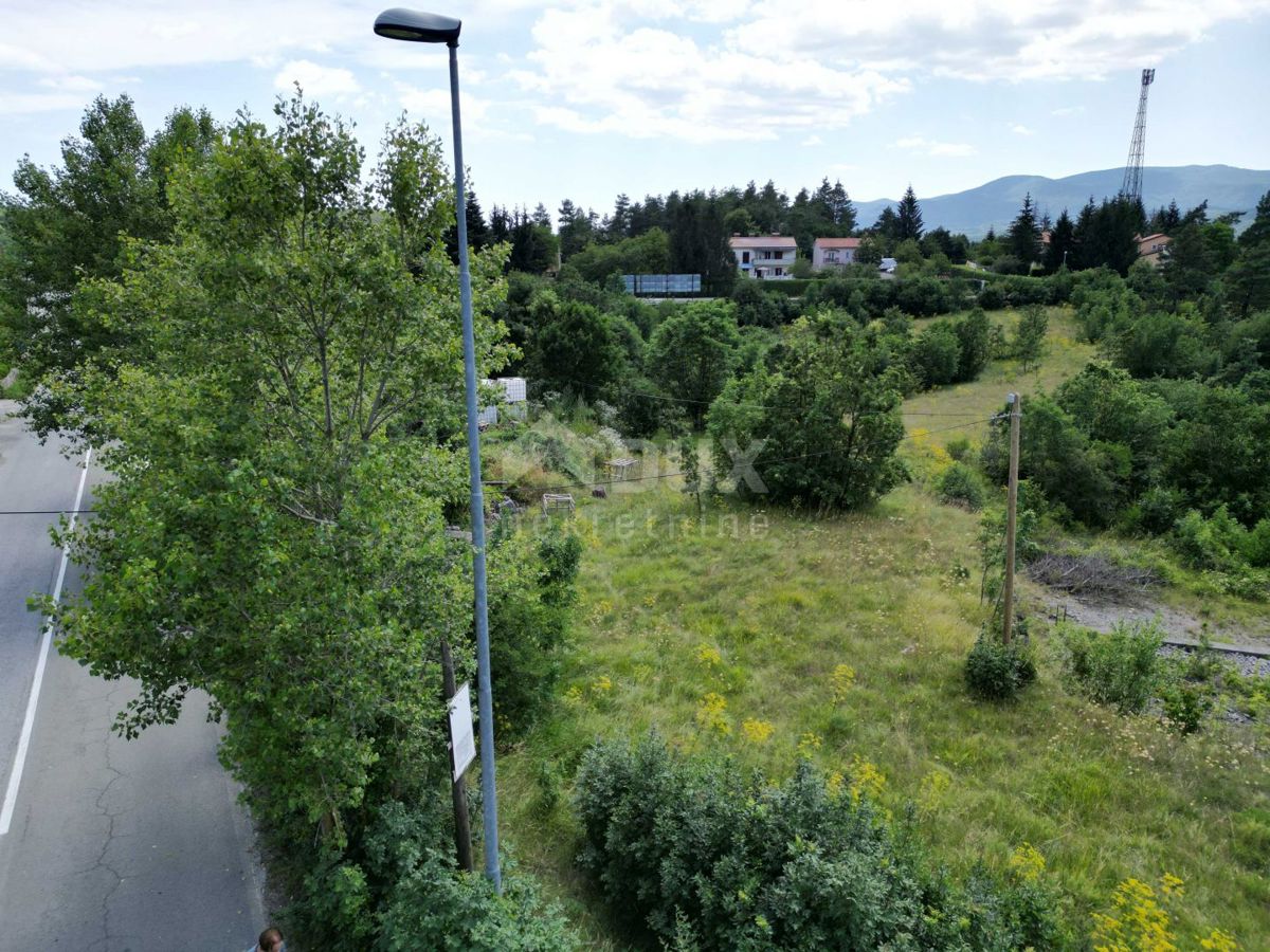 MATULJI, JURDANI, RUPA - gradbeno zemljišče 9000m2 z ZAZID. DOVOLJENJE za halo in poslovno stanovanjski objekt