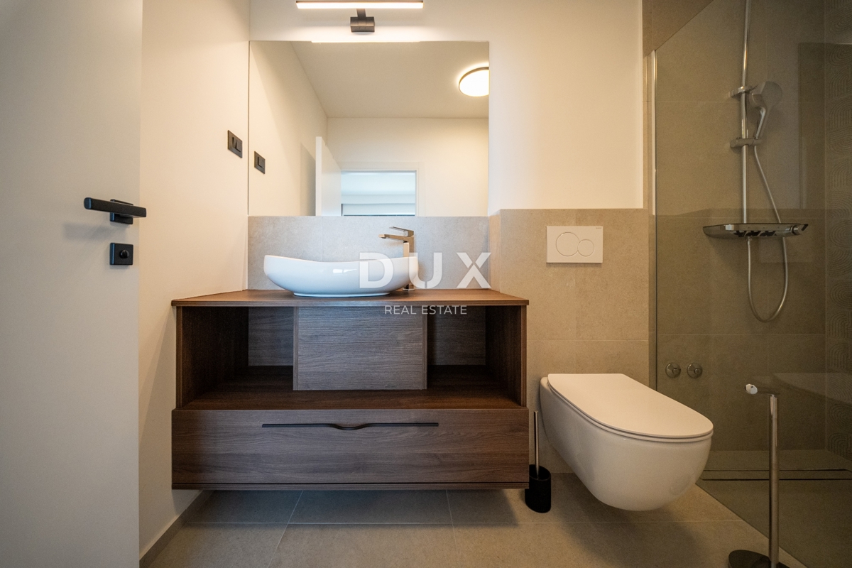 OPATIJA, LOVRAN – vrhunska novogradnja z bazenom in panoramskim pogledom