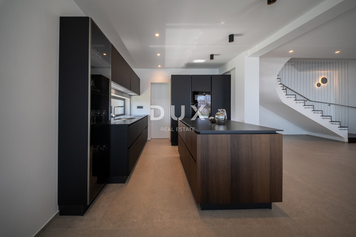 OPATIJA, LOVRAN – vrhunska novogradnja z bazenom in panoramskim pogledom