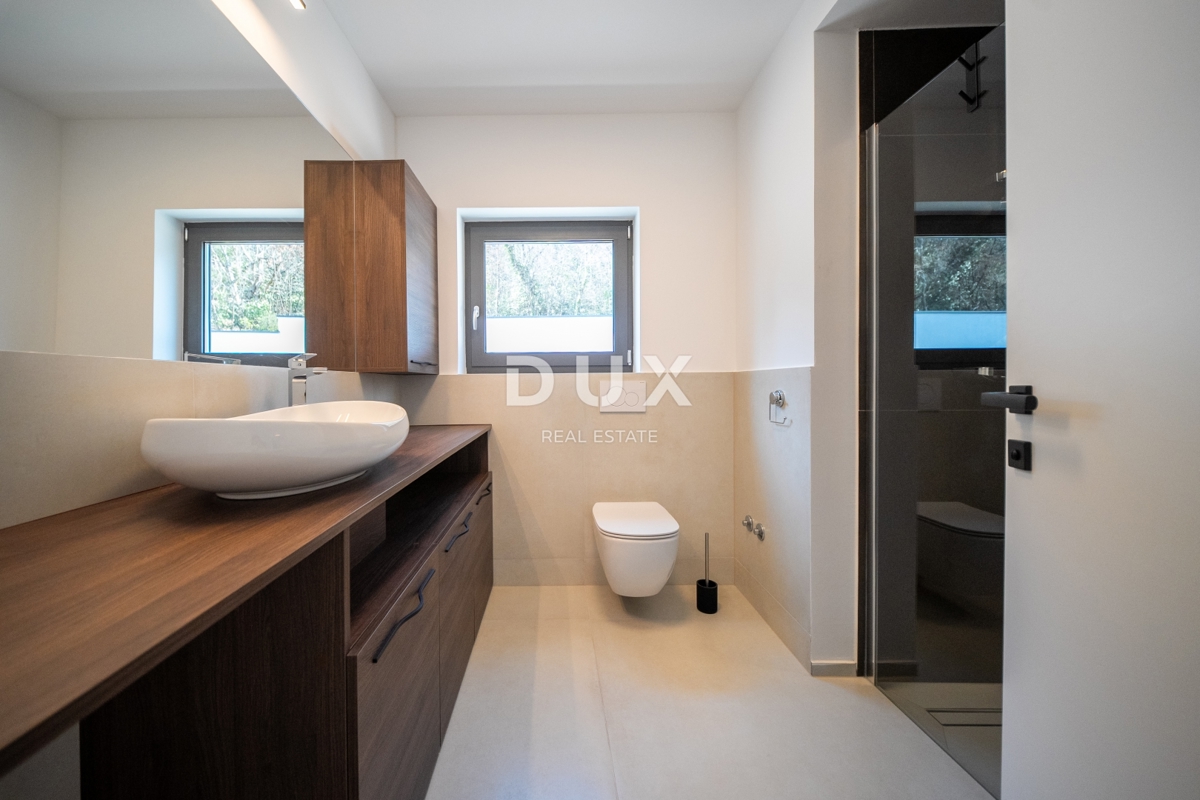 OPATIJA, LOVRAN – vrhunska novogradnja z bazenom in panoramskim pogledom