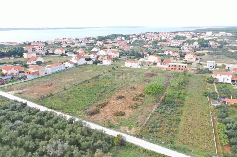 ZADAR, VRSI - Gradbeno zemljišče 500 m2