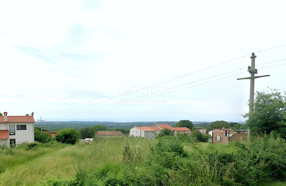 ISTRA, POREČ - Zemljišče z gradbenim dovoljenjem