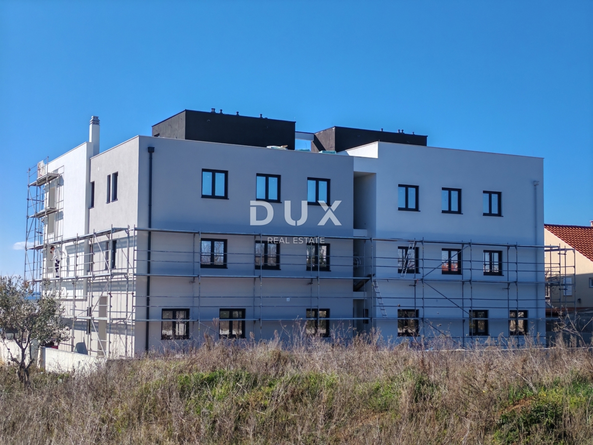 ZADAR, PRIVLAKA - Ekskluzivna priložnost za luksuzno življenje ob plaži v moderni novogradnji! S3