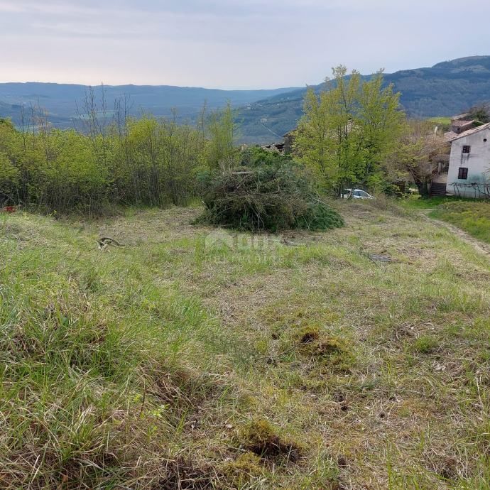 ISTRA, LIVADE (okolica) - Gradbeno zemljišče z odličnim razgledom