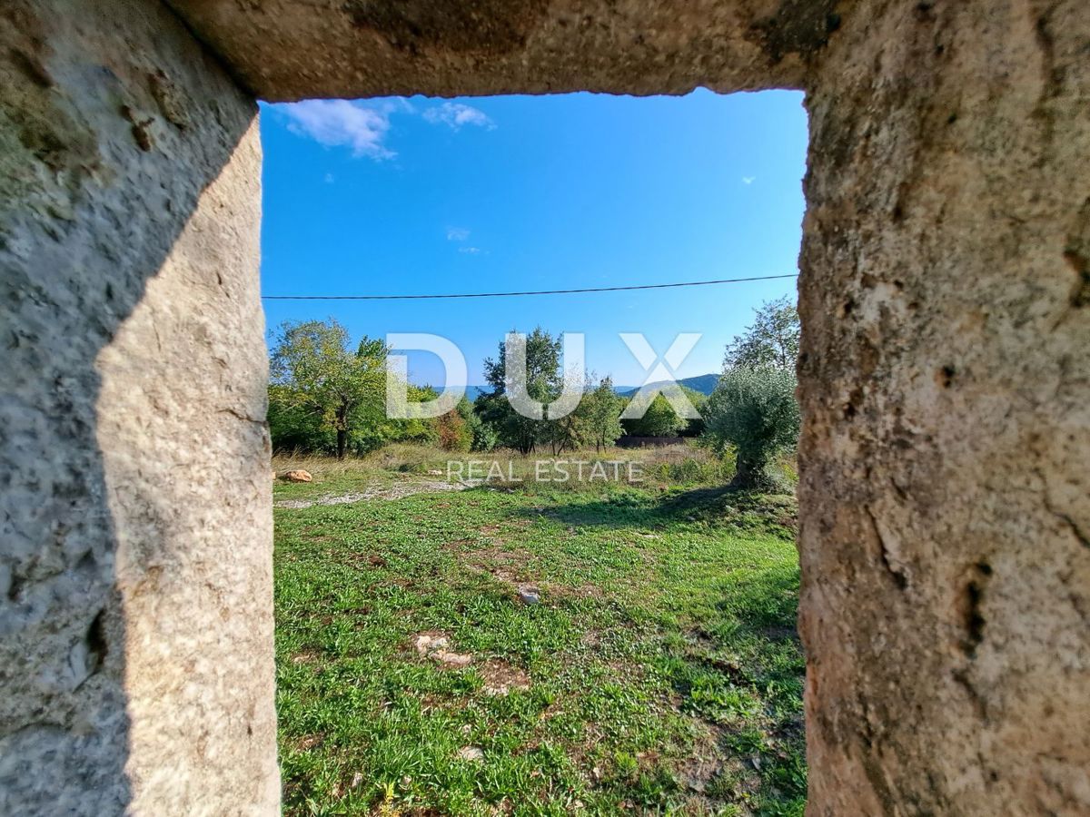 ISTRA, GROŽNJAN, OKOLICA - stara hiša na gradbeni parceli 4600 m2