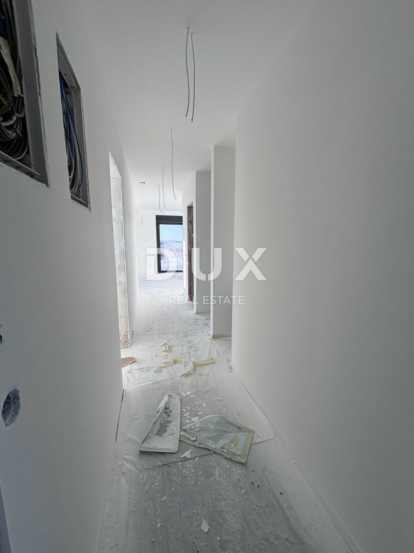 ZADAR, PETRČANE - Penthouse v gradnji s čudovitim razgledom 150 m od morja