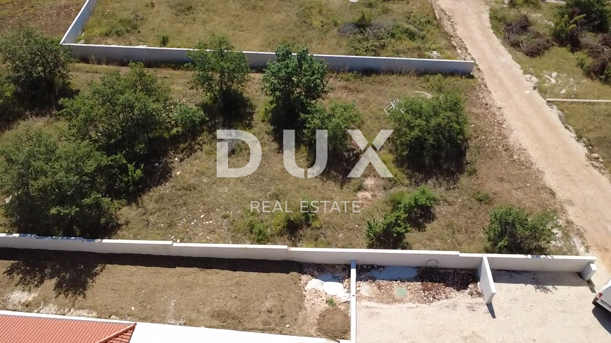 ZADAR, MURVICA - Zazidljivo zemljišče 800m²