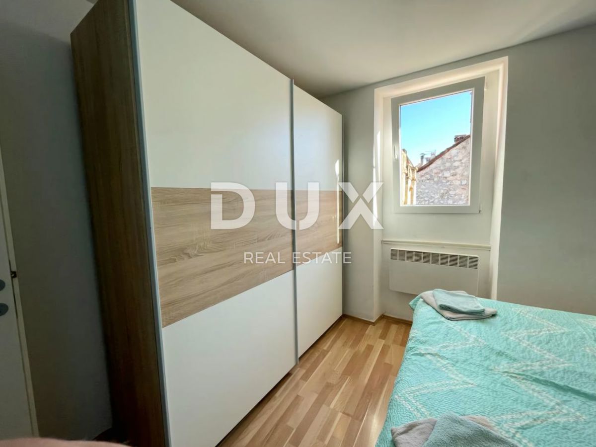 ISTRA, ROVINJ - 1S+DB prenovljeno stanovanje, ki se nahaja 50m od rive in najbolj znane ulice v mestu