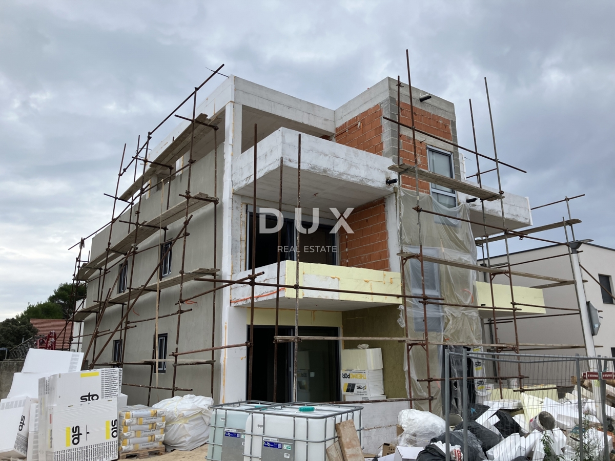 ZADAR, VIR - Elegantno pritlično stanovanje z vrtom! Novogradnja! S2