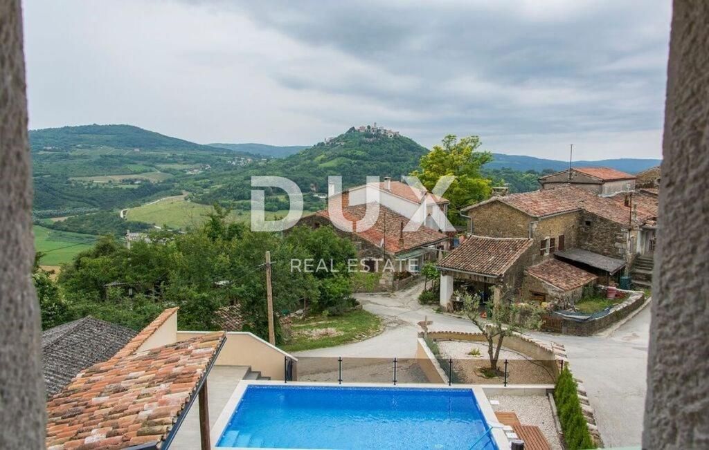ISTRA, MOTOVUN - Avtohtona kamnita hiša z bazenom