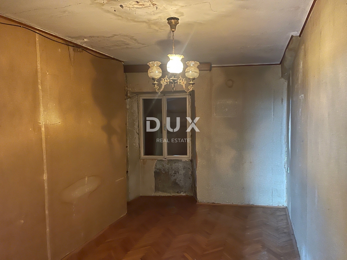 ISTRA, BUJE - Hiša na edinstveni lokaciji s panoramskim razgledom