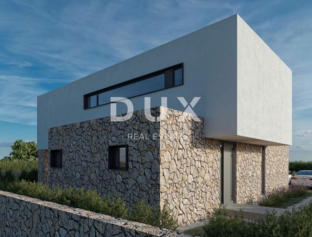 PAG, KOLAN - vila 170m2 z bazenom + okolica 500m2