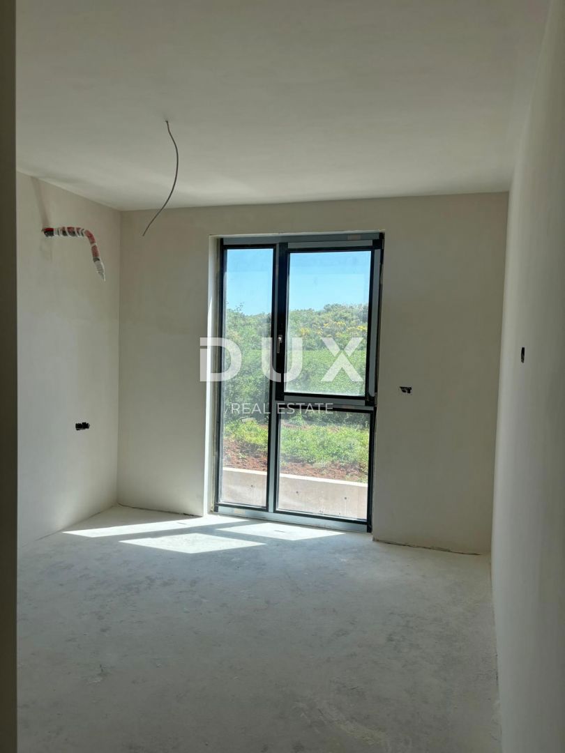 ISTRA, MEDULIN (BANJOLE) - Apartma z dvema spalnicama in pogledom na zelenje! 