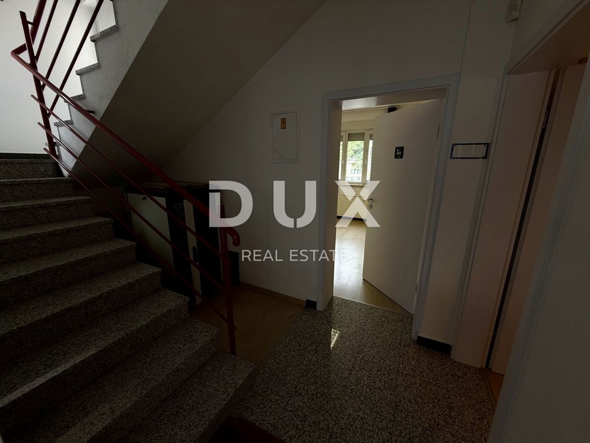 ZAGREB, VOLTINO - poslovna stavba 266 m² BFA, 4 nadstropja, 4 parkirna mesta!