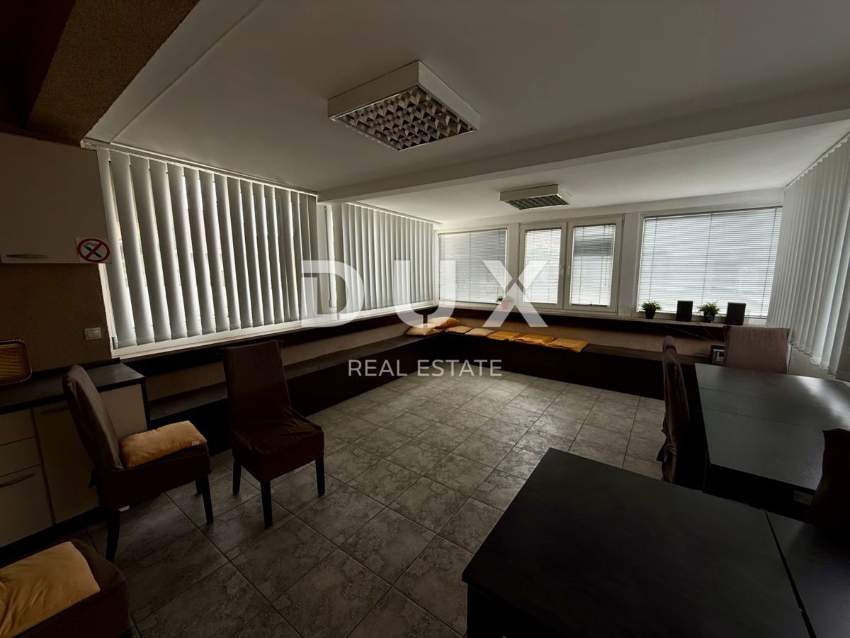 ZAGREB, VOLTINO - poslovna stavba 266 m² BFA, 4 nadstropja, 4 parkirna mesta!