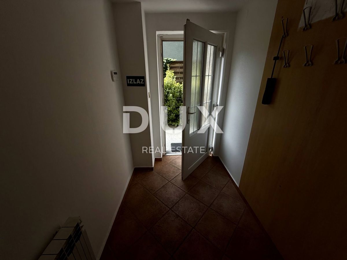 ZAGREB, VOLTINO - poslovna stavba 266 m² BFA, 4 nadstropja, 4 parkirna mesta!