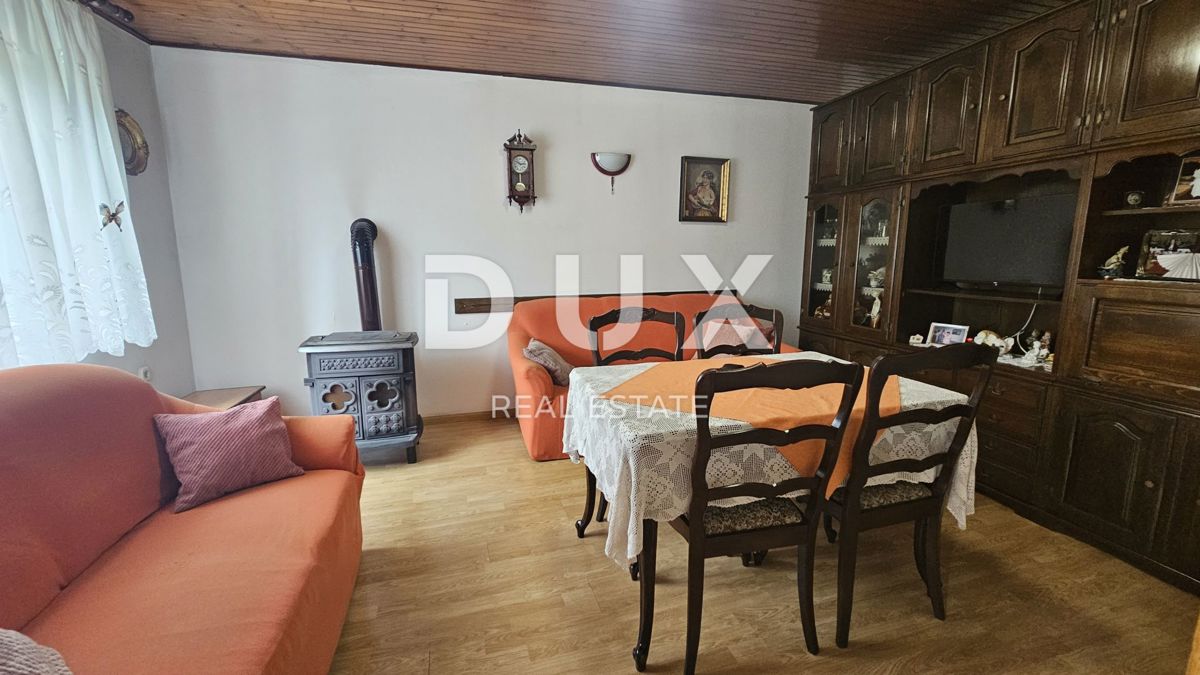 ČAVLE - hiša z garažo in vrtom v zelo mirnem okolju