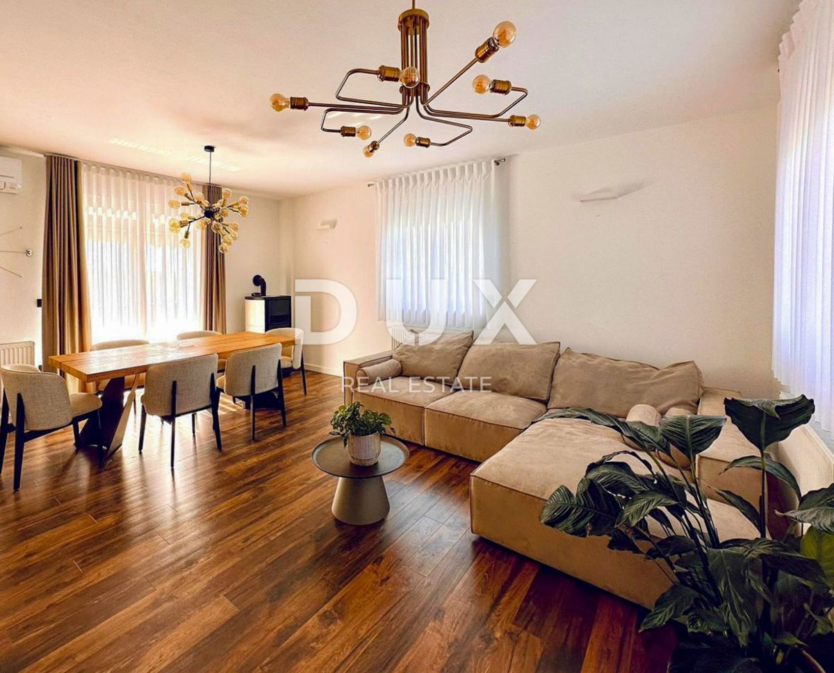 ISTRA, PULA - Prostorno in moderno opremljeno stanovanje, 103 m², 1. nadstropje 