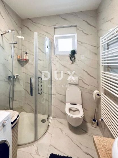 ISTRA, PULA - Prostorno in moderno opremljeno stanovanje, 103 m², 1. nadstropje 