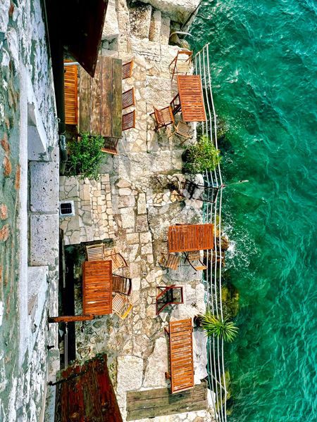ISTRA, ROVINJ - Stanovanje z 2 spalnicama in 1 kopalnico v prvi vrsti ob morju z zasebno plažo