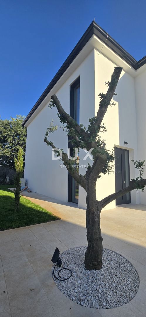 ISTRA, POREČ - Ekskluzivna moderna vila z bazenom