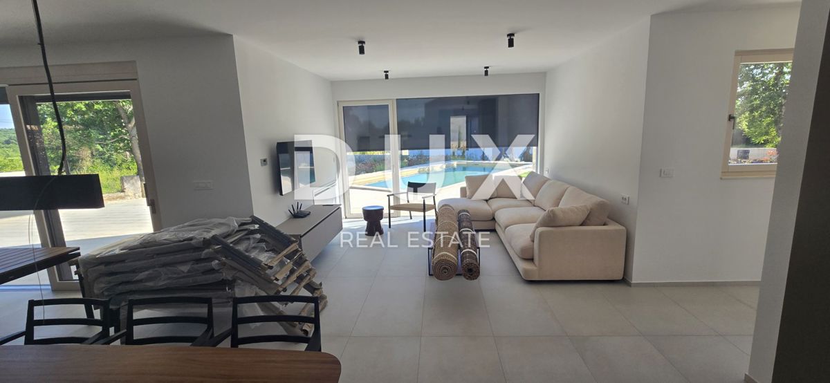 ISTRA, POREČ - Ekskluzivna moderna vila z bazenom